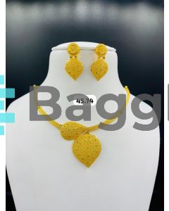 45.74 GRAMS - 21K- TRUST JEWELRY 